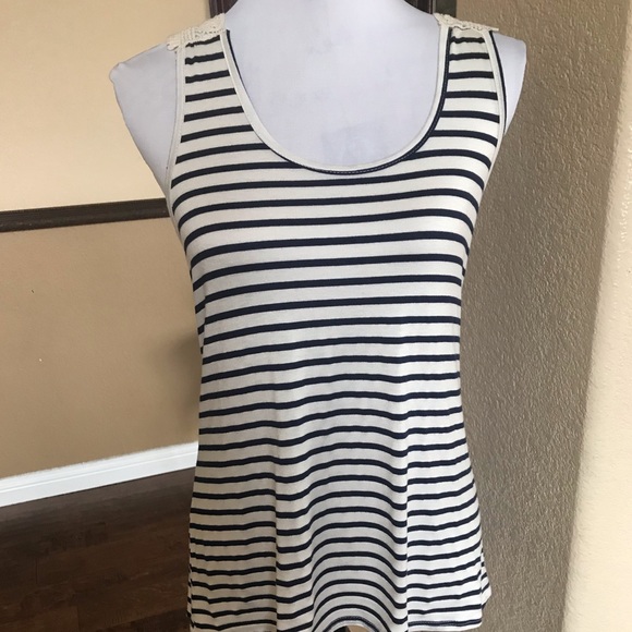 Free Kisses Tops - Pre-used Free 💋Kisses Top Striped
